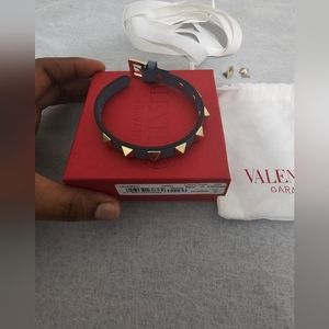 NIB Valentino Garavani Metal Rockstud Bracelet Unisex